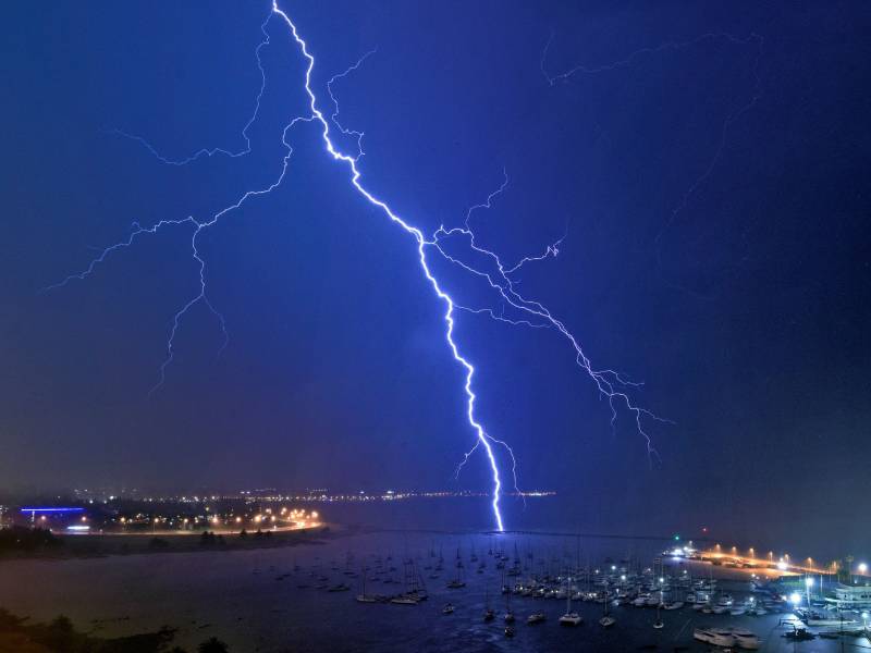 Hiểu sâu ý nghĩa khi mơ thấy sét đánh