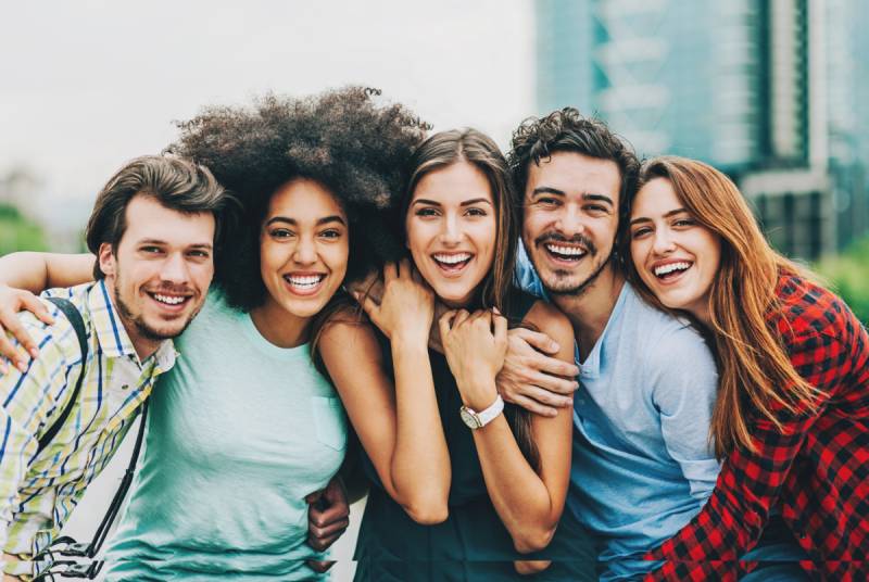 Mơ thấy bạn thân đánh con gì?